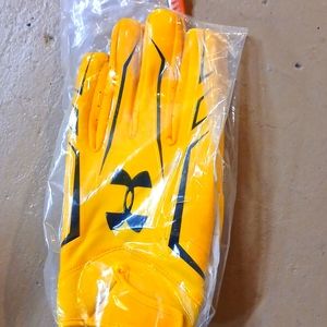 Men's under armour gloves
